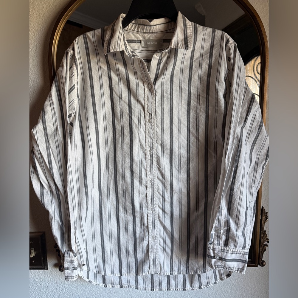Everlane Button Up
